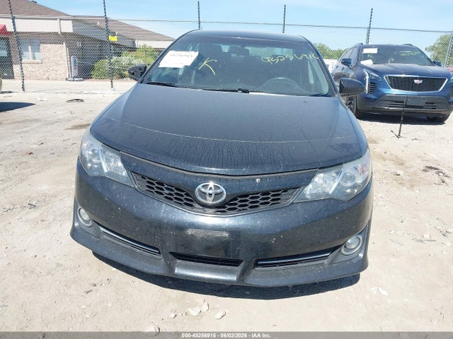 2014 Toyota Camry Se მანქანა იყიდება აუქციონზე, vin: 4T1BF1FK0EU461586, აუქციონის ნომერი: 45256915