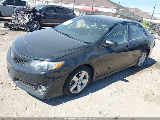 2014 Toyota Camry Se მანქანა იყიდება აუქციონზე, vin: 4T1BF1FK0EU461586, აუქციონის ნომერი: 45256915