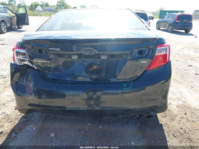 2014 Toyota Camry Se მანქანა იყიდება აუქციონზე, vin: 4T1BF1FK0EU461586, აუქციონის ნომერი: 45256915