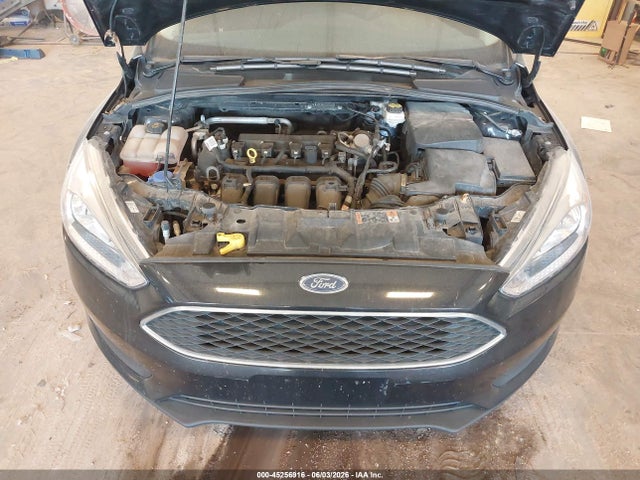 45256916 :رقم المزاد ، 1FADP3F22JL300474 vin ، 2018 Ford Focus Se مزاد بيع