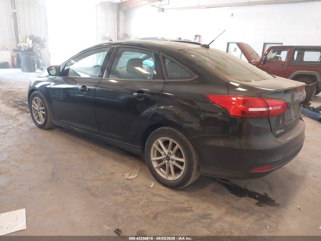 45256916 :رقم المزاد ، 1FADP3F22JL300474 vin ، 2018 Ford Focus Se مزاد بيع