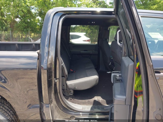 1FTEW1EP5NFC03597 Ford F-150 Xl