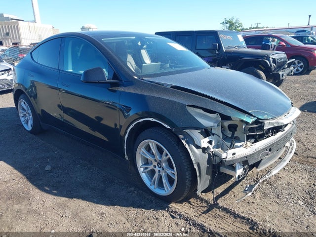 Продажа на аукционе авто 2021 Tesla Model Y Long Range Dual Motor All-wheel Drive, vin: 5YJYGDEE7MF257559, номер лота: 45256966