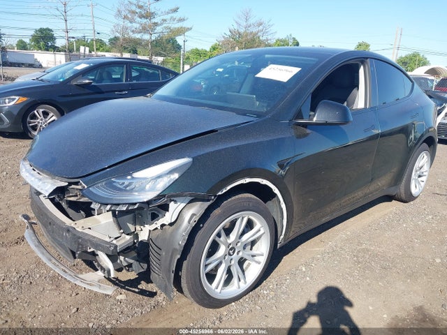 Продажа на аукционе авто 2021 Tesla Model Y Long Range Dual Motor All-wheel Drive, vin: 5YJYGDEE7MF257559, номер лота: 45256966