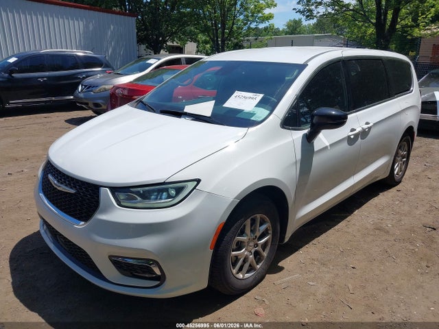 2025 Chrysler Pacifica Select მანქანა იყიდება აუქციონზე, vin: 2C4RC1BG6SR509663, აუქციონის ნომერი: 45256995