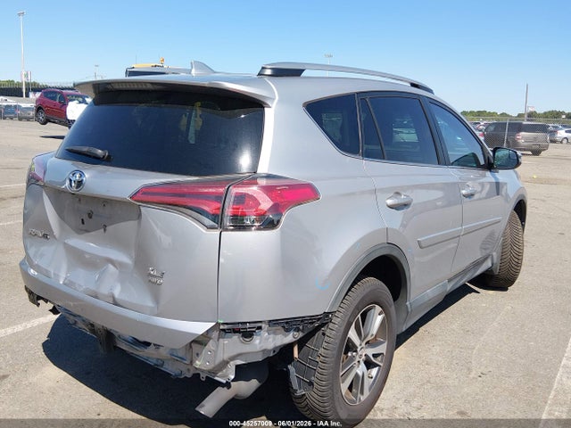45257009 :رقم المزاد ، 2T3RFREV6HW559414 vin ، 2017 Toyota Rav4 Xle مزاد بيع