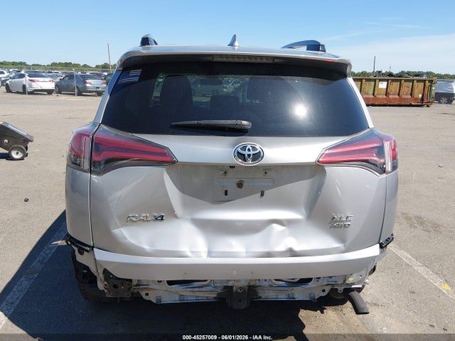 45257009 :رقم المزاد ، 2T3RFREV6HW559414 vin ، 2017 Toyota Rav4 Xle مزاد بيع