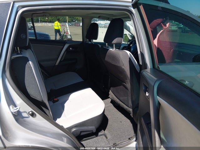 45257009 :رقم المزاد ، 2T3RFREV6HW559414 vin ، 2017 Toyota Rav4 Xle مزاد بيع