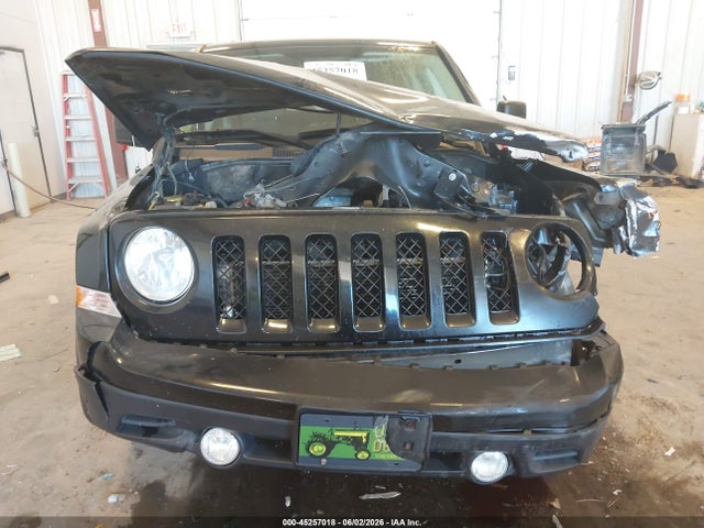 2017 Jeep Patriot Latitude 4x4 მანქანა იყიდება აუქციონზე, vin: 1C4NJRFB9HD174668, აუქციონის ნომერი: 45257018