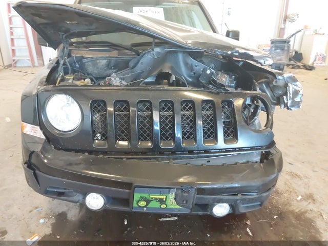 2017 Jeep Patriot Latitude 4x4 მანქანა იყიდება აუქციონზე, vin: 1C4NJRFB9HD174668, აუქციონის ნომერი: 45257018