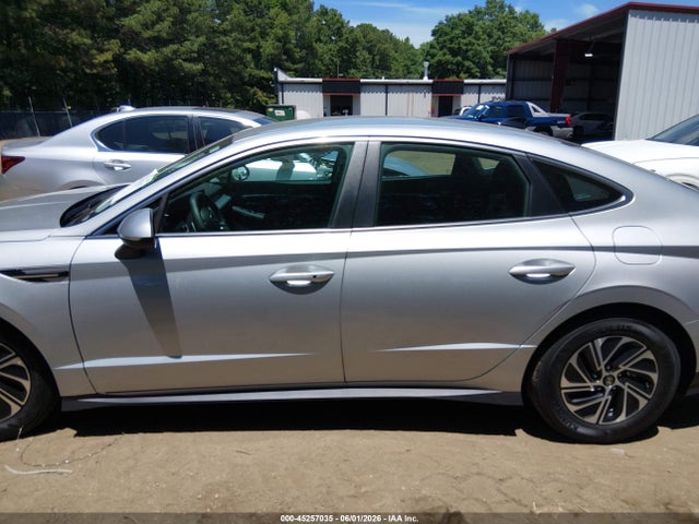 Продажа на аукционе авто 2026 Hyundai Sonata Hybrid Blue, vin: KMHL24JJ0TA156586, номер лота: 45257035