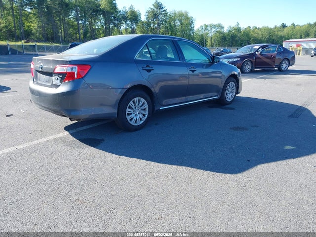 45257041 :رقم المزاد ، 4T4BF1FK9CR209449 vin ، 2012 Toyota Camry Le مزاد بيع