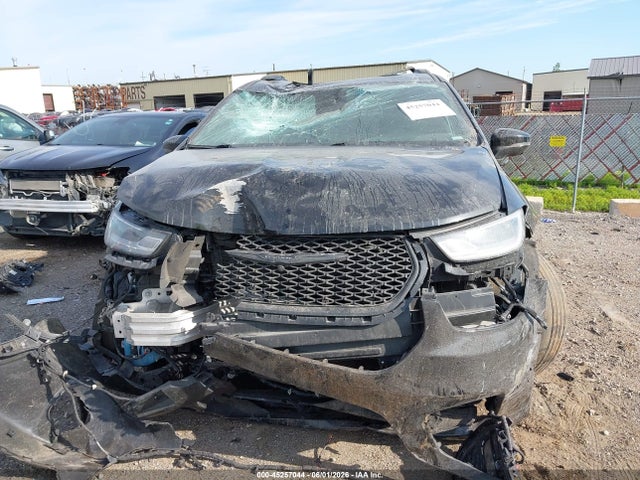 45257044 :رقم المزاد ، 2C4RC1S7XRR102777 vin ، 2024 Chrysler Pacifica Hybrid Premium S Appearance Pkg مزاد بيع
