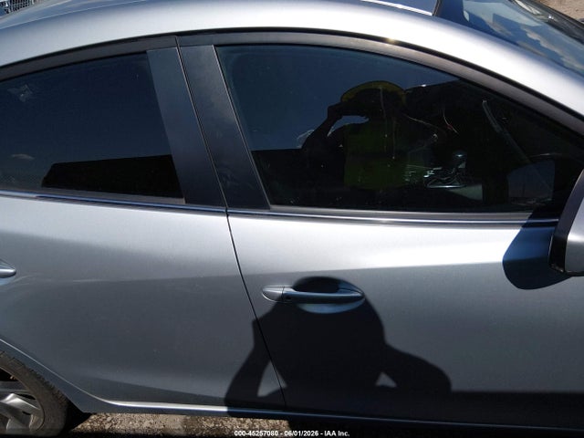 2018 Mazda Mazda3 Touring მანქანა იყიდება აუქციონზე, vin: 3MZBN1V32JM177020, აუქციონის ნომერი: 45257080