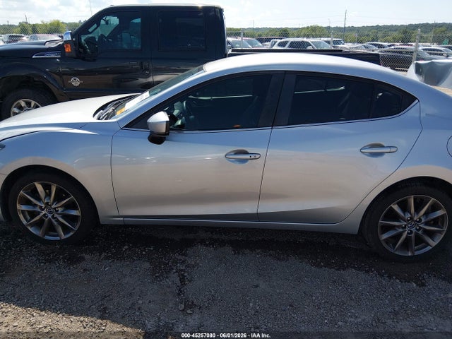 2018 Mazda Mazda3 Touring მანქანა იყიდება აუქციონზე, vin: 3MZBN1V32JM177020, აუქციონის ნომერი: 45257080
