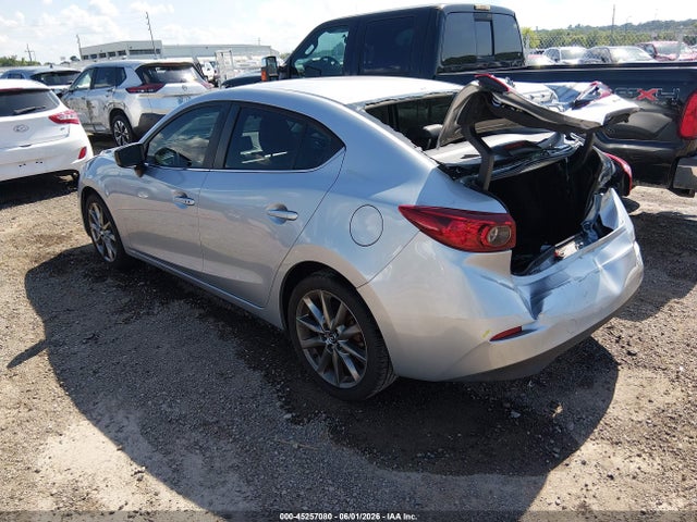 2018 Mazda Mazda3 Touring მანქანა იყიდება აუქციონზე, vin: 3MZBN1V32JM177020, აუქციონის ნომერი: 45257080