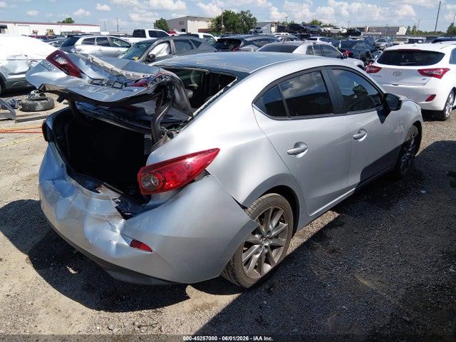 2018 Mazda Mazda3 Touring მანქანა იყიდება აუქციონზე, vin: 3MZBN1V32JM177020, აუქციონის ნომერი: 45257080