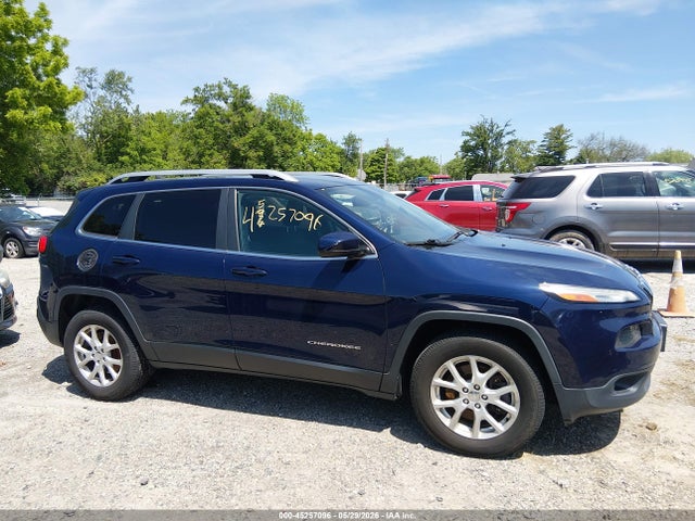45257096 :رقم المزاد ، 1C4PJMCB3GW118292 vin ، 2016 Jeep Cherokee Latitude مزاد بيع