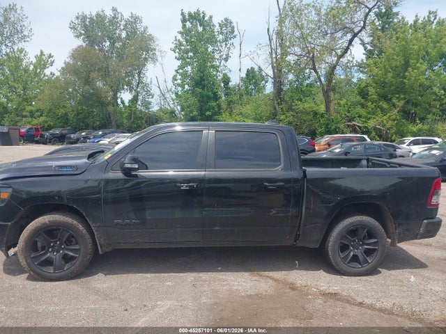 Продажа на аукционе авто 2021 Ram 1500 Big Horn  4x4 5'7 Box, vin: 1C6RRFFG7MN813856, номер лота: 45257101
