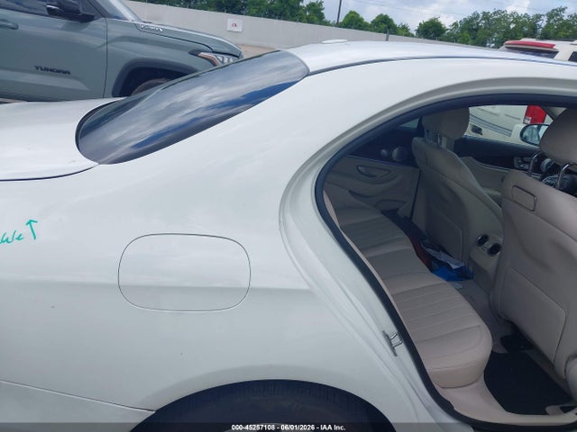 Mercedes-Benz E 300 2019 WDDZF4JB8KA573017 Image 8