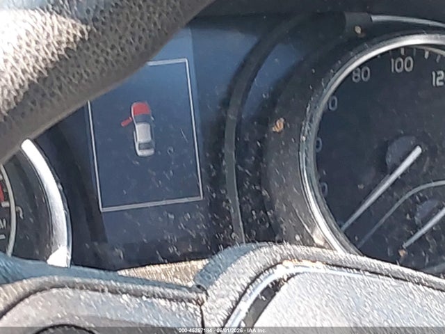 45257184 :رقم المزاد ، 4T1B11HK3JU504646 vin ، 2018 Toyota Camry Le مزاد بيع