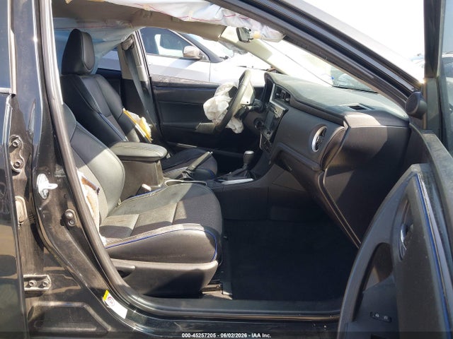 Toyota COROLLA SE 2017 5YFBURHEXHP577735 Image 5