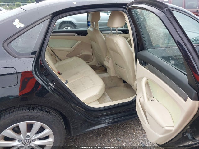 Продаж на аукціоні авто 2014 Volkswagen Passat 1.8t Wolfsburg Edition, vin: 1VWAS7A38EC106053, номер лоту: 45257227