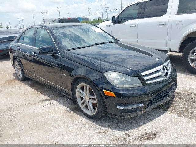 2012 Mercedes-benz C 250 Sport მანქანა იყიდება აუქციონზე, vin: WDDGF4HB5CR203062, აუქციონის ნომერი: 45257232