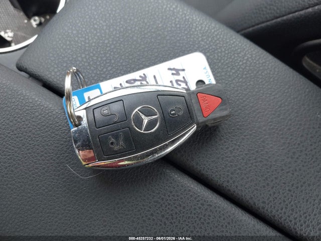 Продажа на аукционе авто 2012 Mercedes-benz C 250 Sport, vin: WDDGF4HB5CR203062, номер лота: 45257232