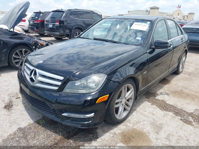 Продажа на аукционе авто 2012 Mercedes-benz C 250 Sport, vin: WDDGF4HB5CR203062, номер лота: 45257232