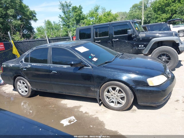Продажа на аукционе авто 2000 Acura Tl 3.2, vin: 19UUA5661YA033166, номер лота: 45257306