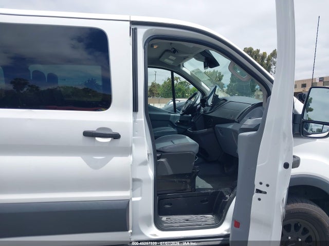 Ford Transit-350 Xl 2018 1FBZX2YM7JKA69008 Image 5