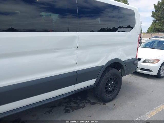 Ford Transit-350 Xl 2018 1FBZX2YM7JKA69008 Image 6