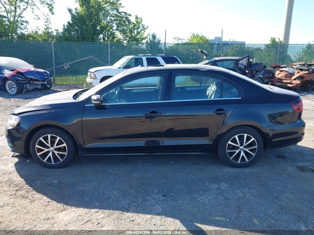 2017 Volkswagen Jetta 1.4t Se მანქანა იყიდება აუქციონზე, vin: 3VWB67AJ3HM257733, აუქციონის ნომერი: 45257399