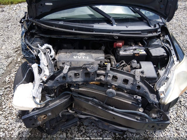 45257409 :رقم المزاد ، JTDBT4K37A1370243 vin ، 2010 Toyota Yaris مزاد بيع