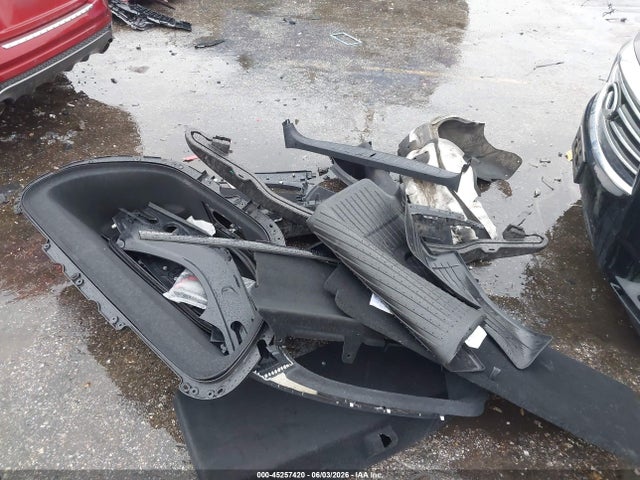 Продаж на аукціоні авто 2024 Tesla Model X Plaid Tri Motor All-wheel Drive, vin: 7SAXCBE6XRF437892, номер лоту: 45257420