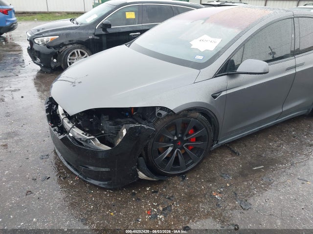 Продаж на аукціоні авто 2024 Tesla Model X Plaid Tri Motor All-wheel Drive, vin: 7SAXCBE6XRF437892, номер лоту: 45257420