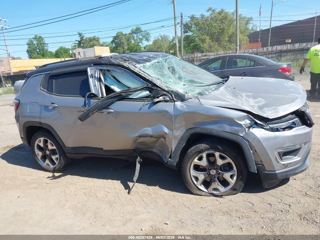 2019 Jeep Compass Limited 4x4 მანქანა იყიდება აუქციონზე, vin: 3C4NJDCB1KT767627, აუქციონის ნომერი: 45257428