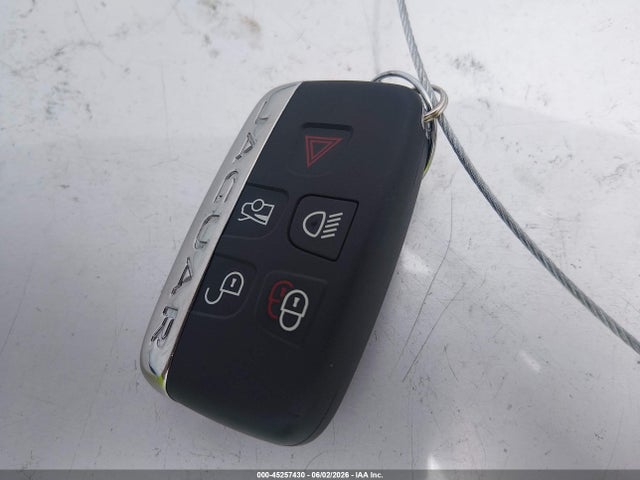 Продажа на аукционе авто 2023 Jaguar F-type R Awd Automatic, vin: SAJD51FE3PCK81796, номер лота: 45257430