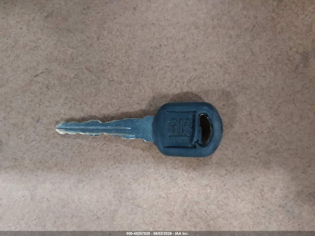 45257520 :رقم المزاد ، 1G1JC524017357253 vin ، 2001 Chevrolet Cavalier مزاد بيع
