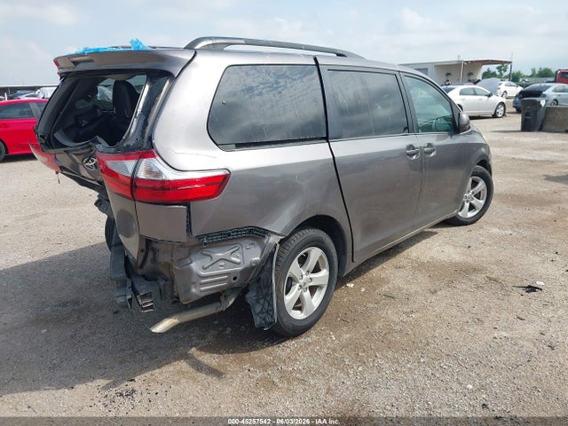 Aukcja sprzedaży 2015 Toyota Sienna Le 8 Passenger, vin: 5TDKK3DC6FS611861, numer aukcji: 45257542