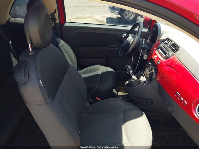 45257592 :رقم المزاد ، 3C3CFFAR5FT607829 vin ، 2015 Fiat 500 Pop مزاد بيع