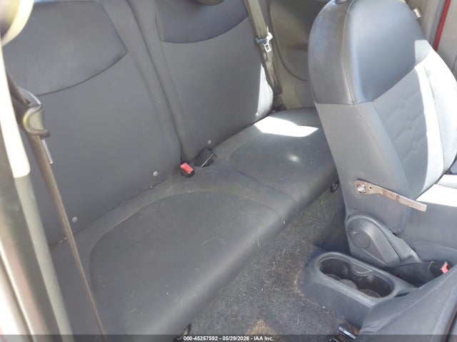 45257592 :رقم المزاد ، 3C3CFFAR5FT607829 vin ، 2015 Fiat 500 Pop مزاد بيع