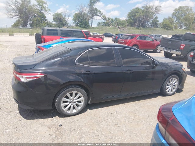 Продажа на аукционе авто 2018 Toyota Camry Le, vin: JTNB11HK6J3006592, номер лота: 45257600