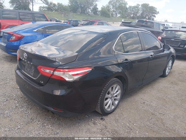 Продажа на аукционе авто 2018 Toyota Camry Le, vin: JTNB11HK6J3006592, номер лота: 45257600