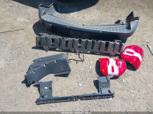 45257650 :رقم المزاد ، 3FTTW8E99NRA09417 vin ، 2022 Ford Maverick Lariat مزاد بيع
