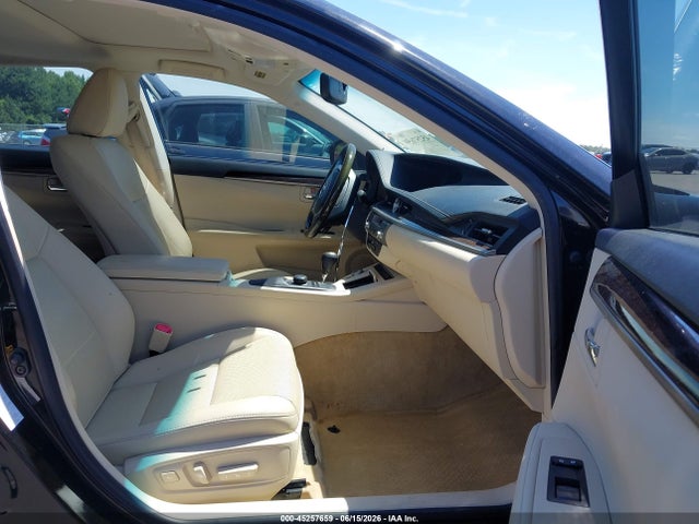2014 Lexus Es 350 მანქანა იყიდება აუქციონზე, vin: JTHBK1GG0E2126333, აუქციონის ნომერი: 45257659