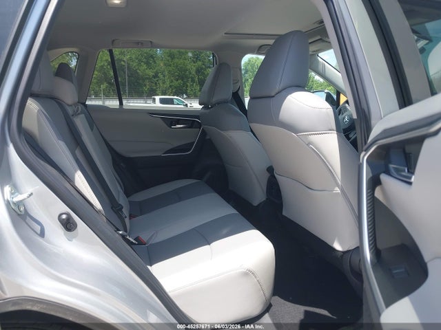 Toyota Rav4 Xle Premium 2025 2T3A1RFV0SW524823 Image 8