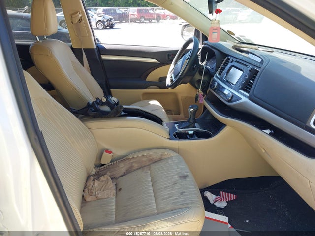 Продаж на аукціоні авто 2015 Toyota Highlander Le Plus V6, vin: 5TDBKRFH9FS145631, номер лоту: 45257710