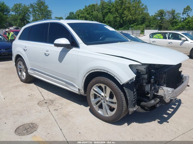 2020 Audi Q7 Premium Plus 45 Tfsi Quattro Tiptronic მანქანა იყიდება აუქციონზე, vin: WA1LJAF70LD010135, აუქციონის ნომერი: 45257732